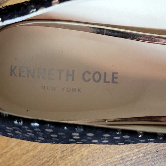 ππ HOST PICK!ππ KENNETH COLE NEW YORK NWT BLACK AND GOLD RILEY 50 PUMPS! - Picture 11 of 13